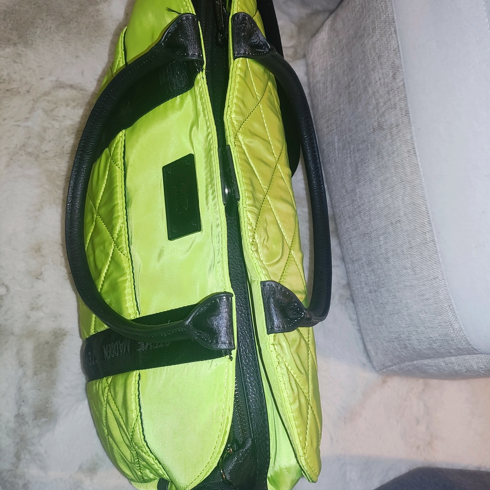 STEVE MADDEN NEON GREEN TOTE - Picture 8 of 12